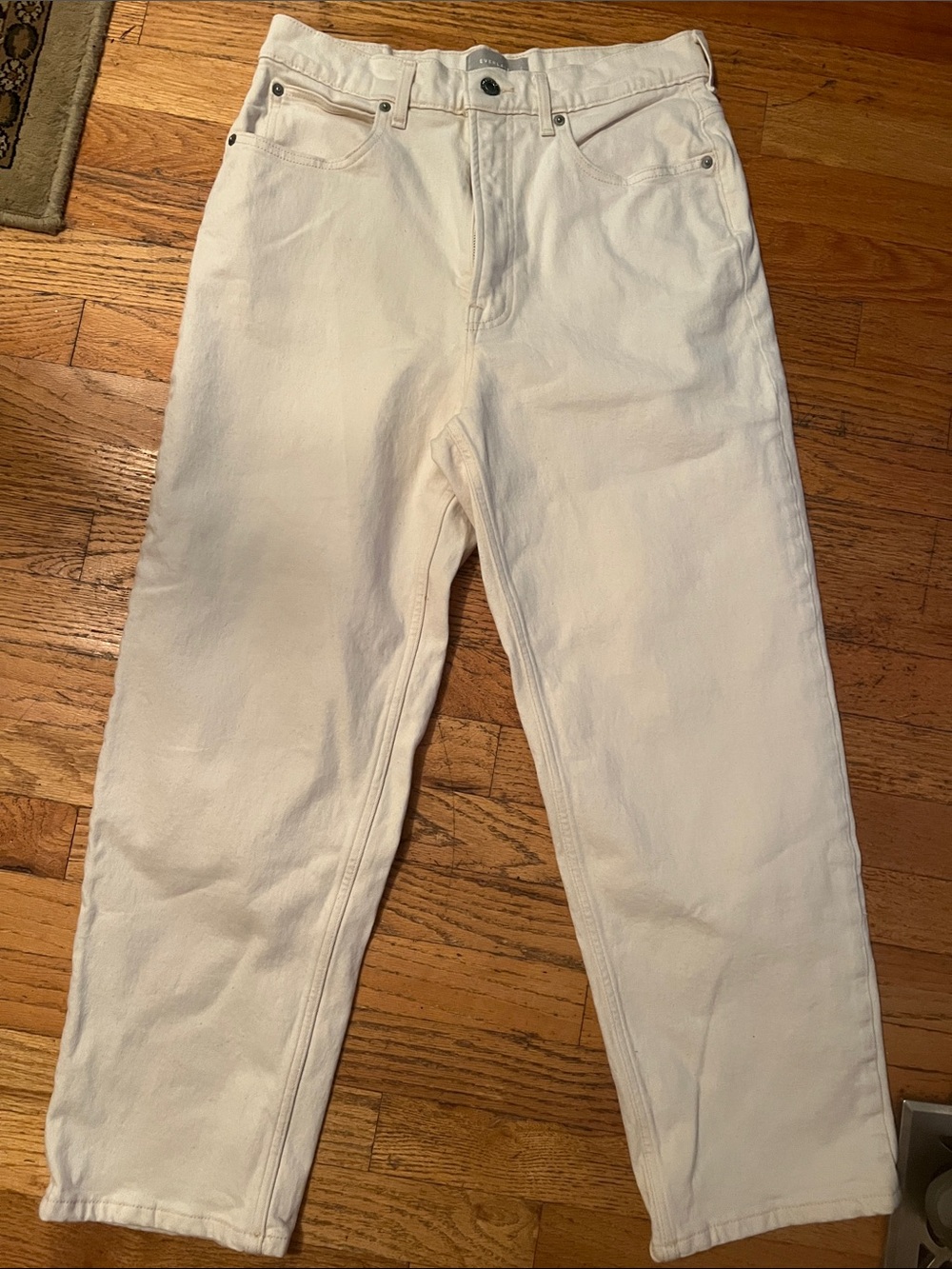 Everlane women’s light Cream way high Relaxed Straight Jeans - 29R